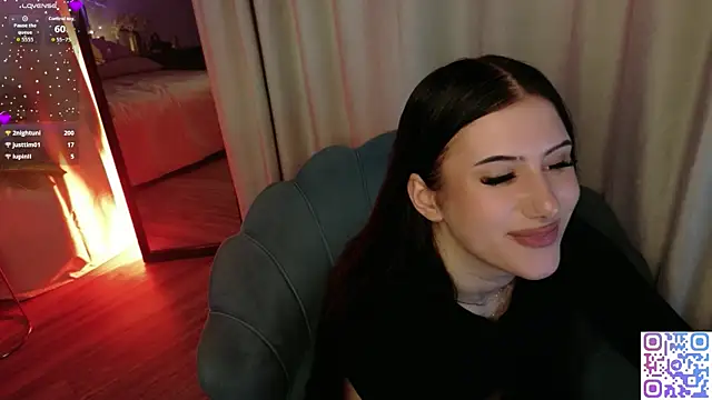 HazelHayesss online show from 04.18.26