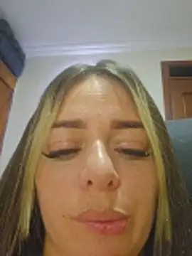 BriannaBunnyy online show from 05.13.26