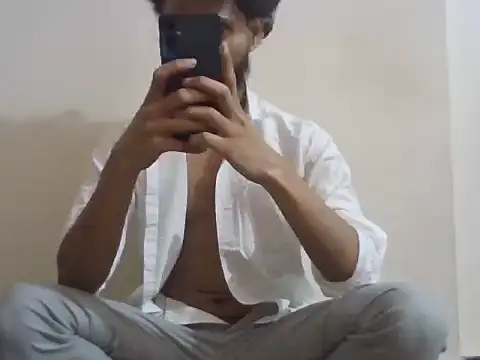 itsmemadhu2019 online show from 04.18.26