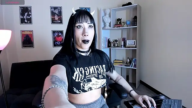 Ravenelle  online show from 06.06.26