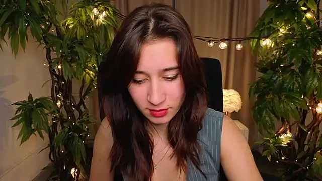 SuzanneJackson online show from 04.18.26