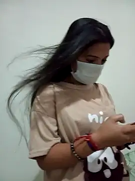 Anjali hot33 online show from 04.20.26