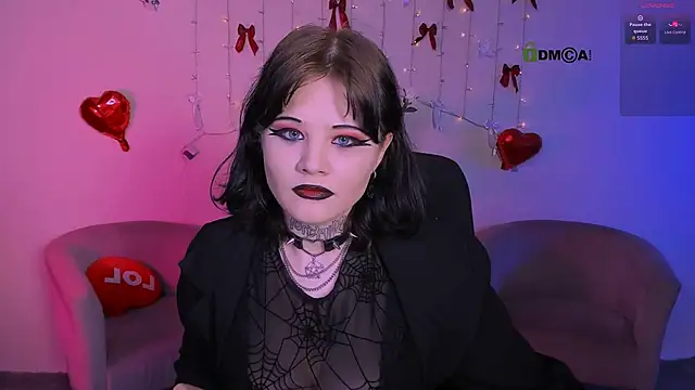 Snapshot of nikki_kiss_ chatting on 04.21.26 nikki kiss online show from 04.21.26