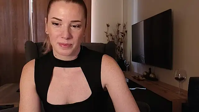 Sharon Red online show from 02.17.25