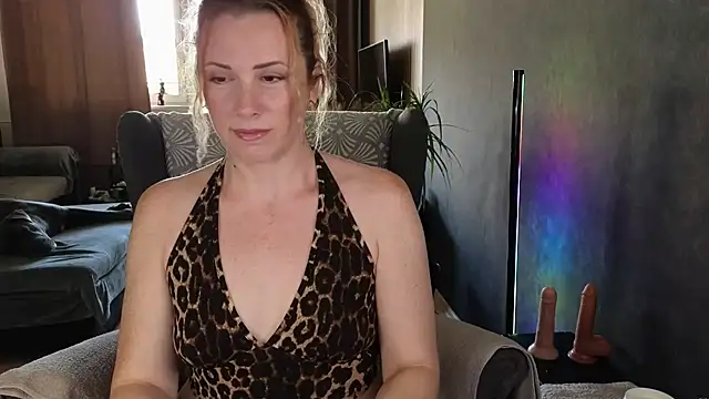 Sharon Red online show from 07.15.26