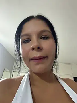 Snapshot of Elara_Luxe chatting on 07.11.26 Elara Luxe online show from 07.11.26