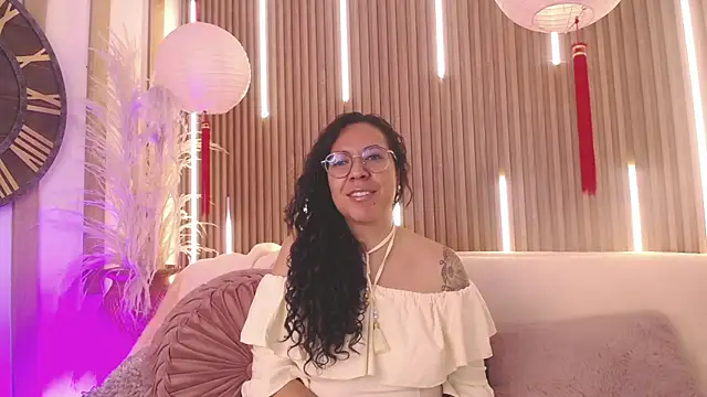 Velvet Curly online show from 05.14.26