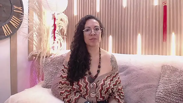 Velvet Curly online show from 05.15.26
