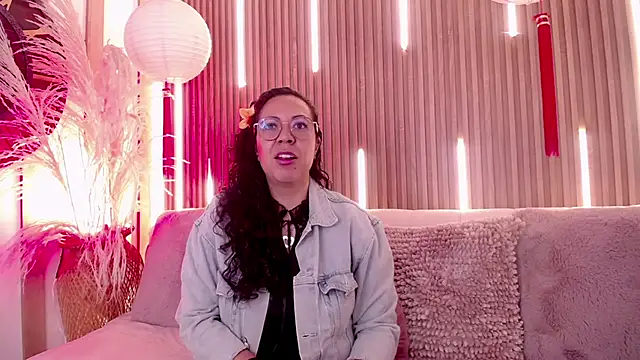 Velvet Curly online show from 05.24.26