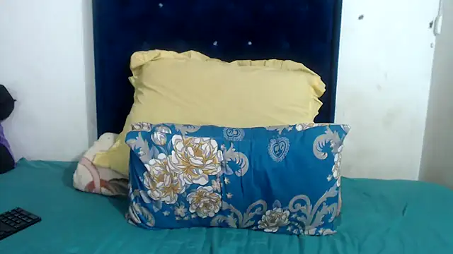 NAUGHTYNATASHAXX34 online show from 05.26.26