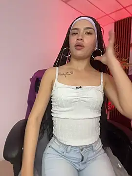 Snapshot of lia_ec chatting on 06.24.26 lia ec online show from 06.24.26