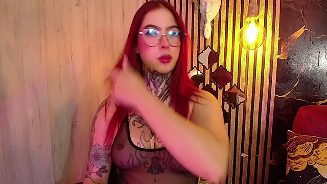 Snapshot of Atenea_Red chatting on 06.05.26 Atenea Red online show from 06.05.26