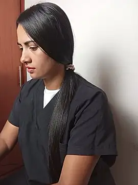 DaniellaGiraldo online show from 05.13.26