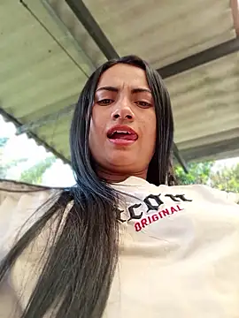 DaniellaGiraldo online show from 05.18.26