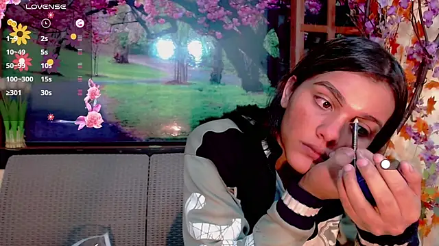 Snapshot of Alejandra_montenegro chatting on 05.28.26 Alejandra montenegro online show from 05.28.26