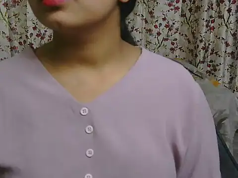 Snapshot of Avni-kumarii chatting on 04.23.26 Avni-kumarii online show from 04.23.26