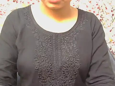 Snapshot of Avni-kumarii chatting on 05.26.26 Avni-kumarii online show from 05.26.26