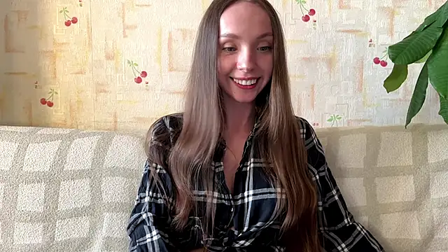 Snapshot of AdriannaBill chatting on 05.02.26 AdriannaBill online show from 05.02.26