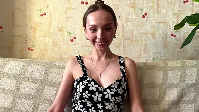 Snapshot of AdriannaBill chatting on 05.16.26 AdriannaBill online show from 05.16.26