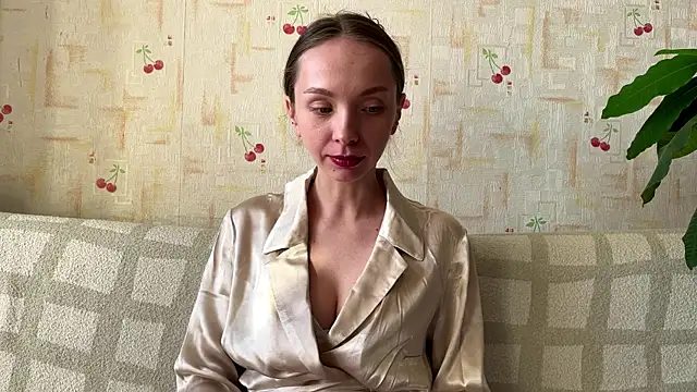 Snapshot of AdriannaBill chatting on 05.27.26 AdriannaBill online show from 05.27.26
