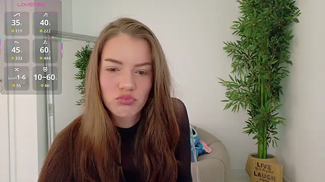 Tiny Blush online show from 05.01.26