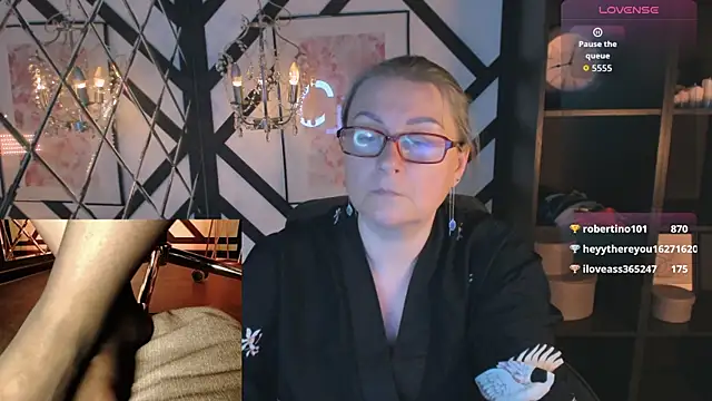 Snapshot of Alexandra_Kind chatting on 05.16.26 Alexandra Kind online show from 05.16.26