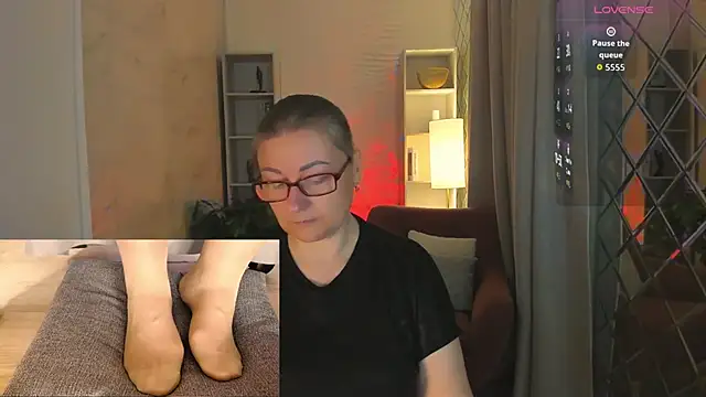 Snapshot of Alexandra_Kind chatting on 05.24.26 Alexandra Kind online show from 05.24.26