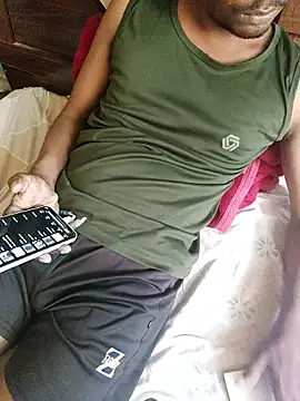 Snapshot of handsomeboyrk chatting on 05.18.26 handsomeboyrk online show from 05.18.26