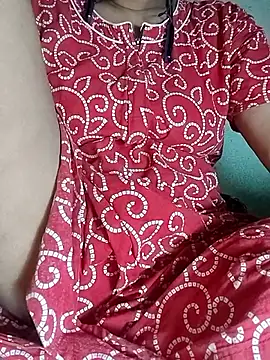 Snapshot of Boudisex69 chatting on 04.14.26 Boudisex69 online show from 04.14.26