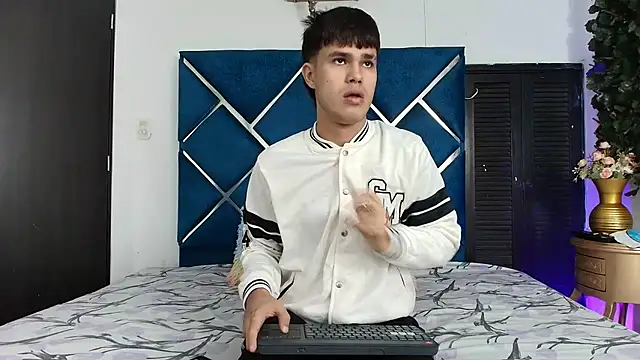EdwinBoys online show from 05.23.26