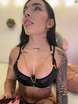 Snapshot of milasantana_ chatting on 05.23.26 milasantana online show from 05.23.26