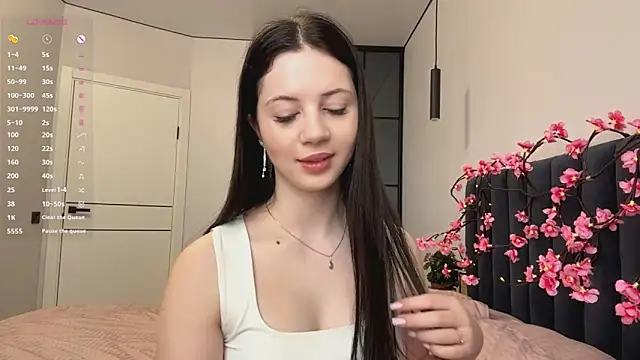 Snapshot of Rose_Retslav chatting on 04.15.26 Rose Retslav online show from 04.15.26