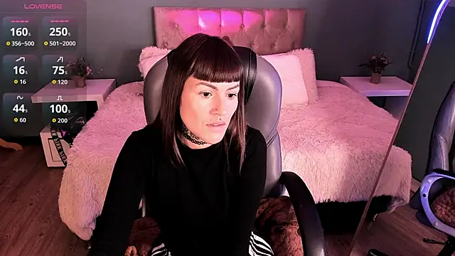 Kim Jeins666  online show from 05.25.26