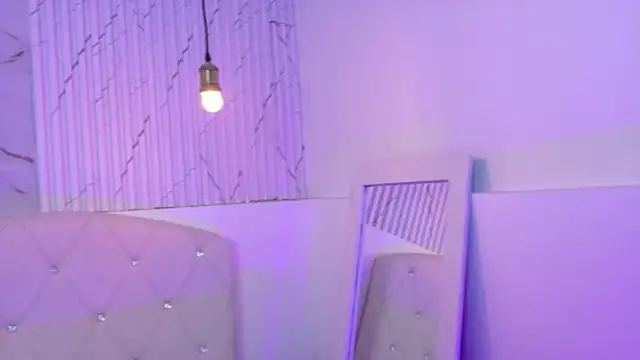 saharadominac online show from 04.17.26