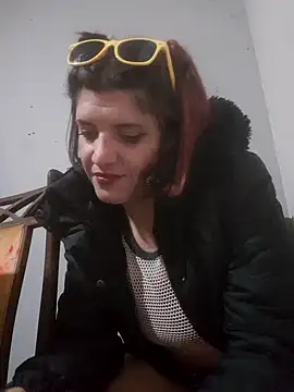 Snapshot of SOLyLunita2232nuevo chatting on 05.17.26 SOLyLunita2232nuevo online show from 05.17.26