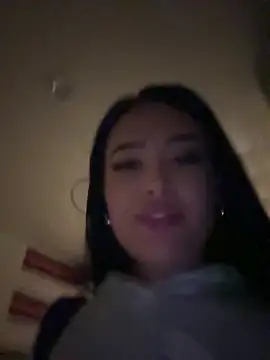 Sara fun online show from 03.23.25