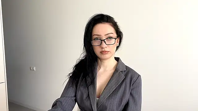 Snapshot of Meow_Alika chatting on 05.10.26 Meow Alika online show from 05.10.26