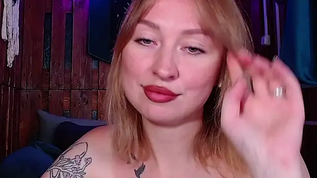 Snapshot of Mimi-Deep chatting on 07.11.26 Mimi-Deep online show from 07.11.26