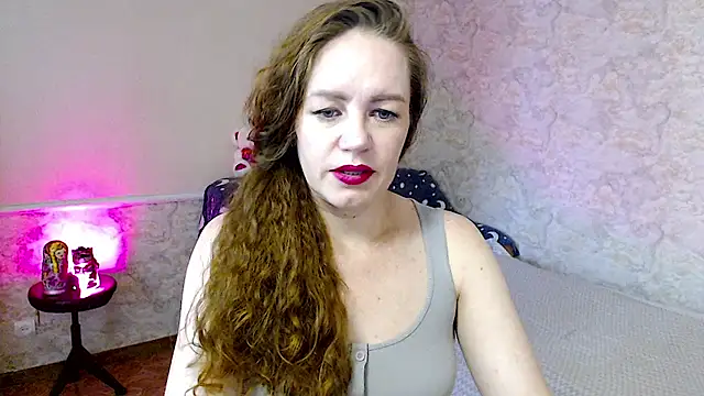 Snapshot of Fern_Lust chatting on 07.10.26 Fern Lust online show from 07.10.26