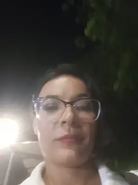 Snapshot of LunaArias chatting on 06.27.26 LunaArias online show from 06.27.26