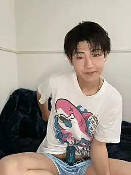 Snapshot of XRIIX chatting on 05.18.26 XRIIX online show from 05.18.26