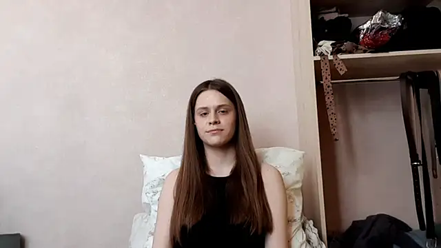 Snapshot of CyberLush chatting on 04.16.26 CyberLush online show from 04.16.26