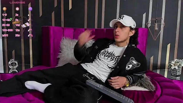 JayTaylorr online show from 04.30.26