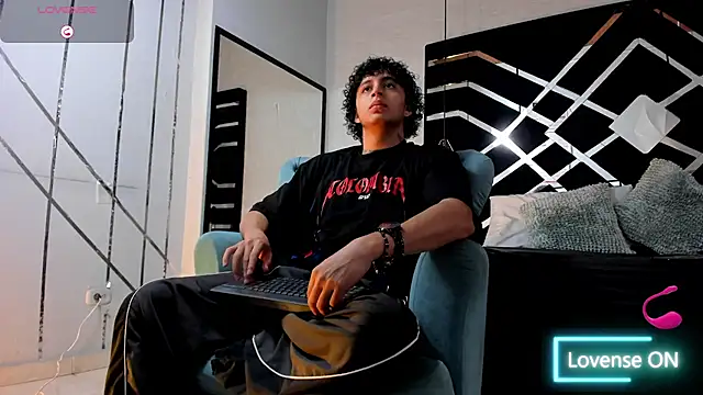 JayTaylorr online show from 07.03.26