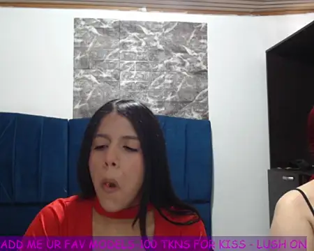 Snapshot of ISAMOONX chatting on 06.16.26 ISAMOONX online show from 06.16.26