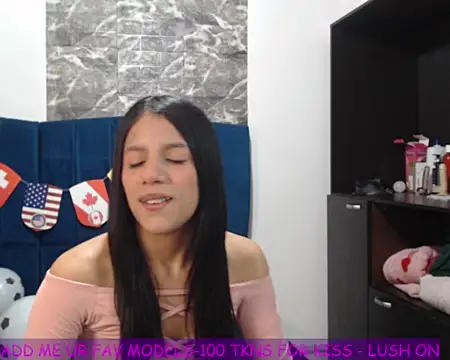 Snapshot of ISAMOONX chatting on 06.18.26 ISAMOONX online show from 06.18.26
