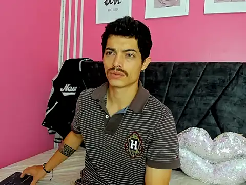 taylor Stele online show from 04.20.26