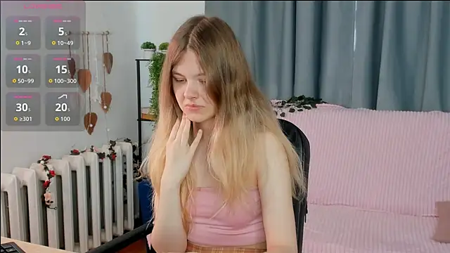 Glitch Doll online show from 05.27.26