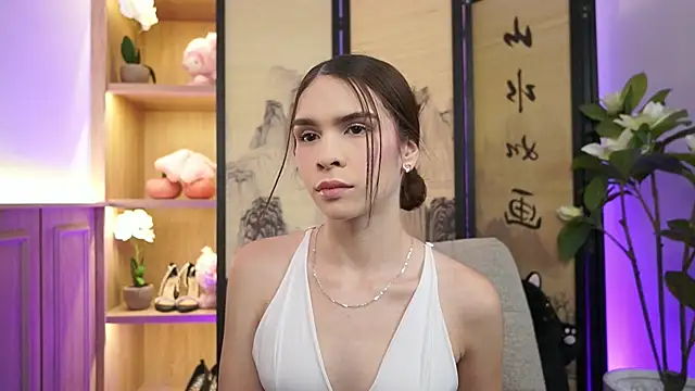 Snapshot of AlinaBennet_ chatting on 07.03.26 AlinaBennet online show from 07.03.26