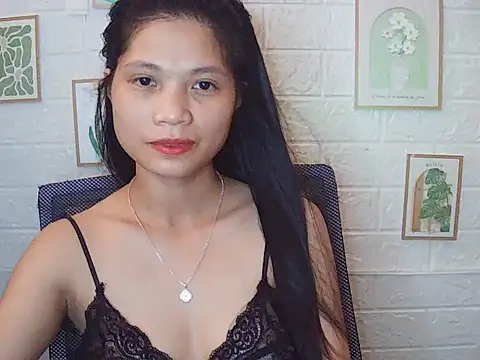 -Lucie-e online show from 05.18.26